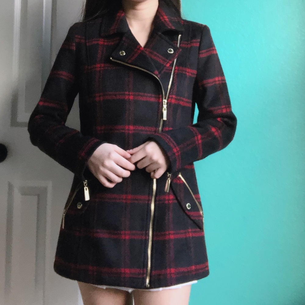 Black and red Guess trenchcoat jacket